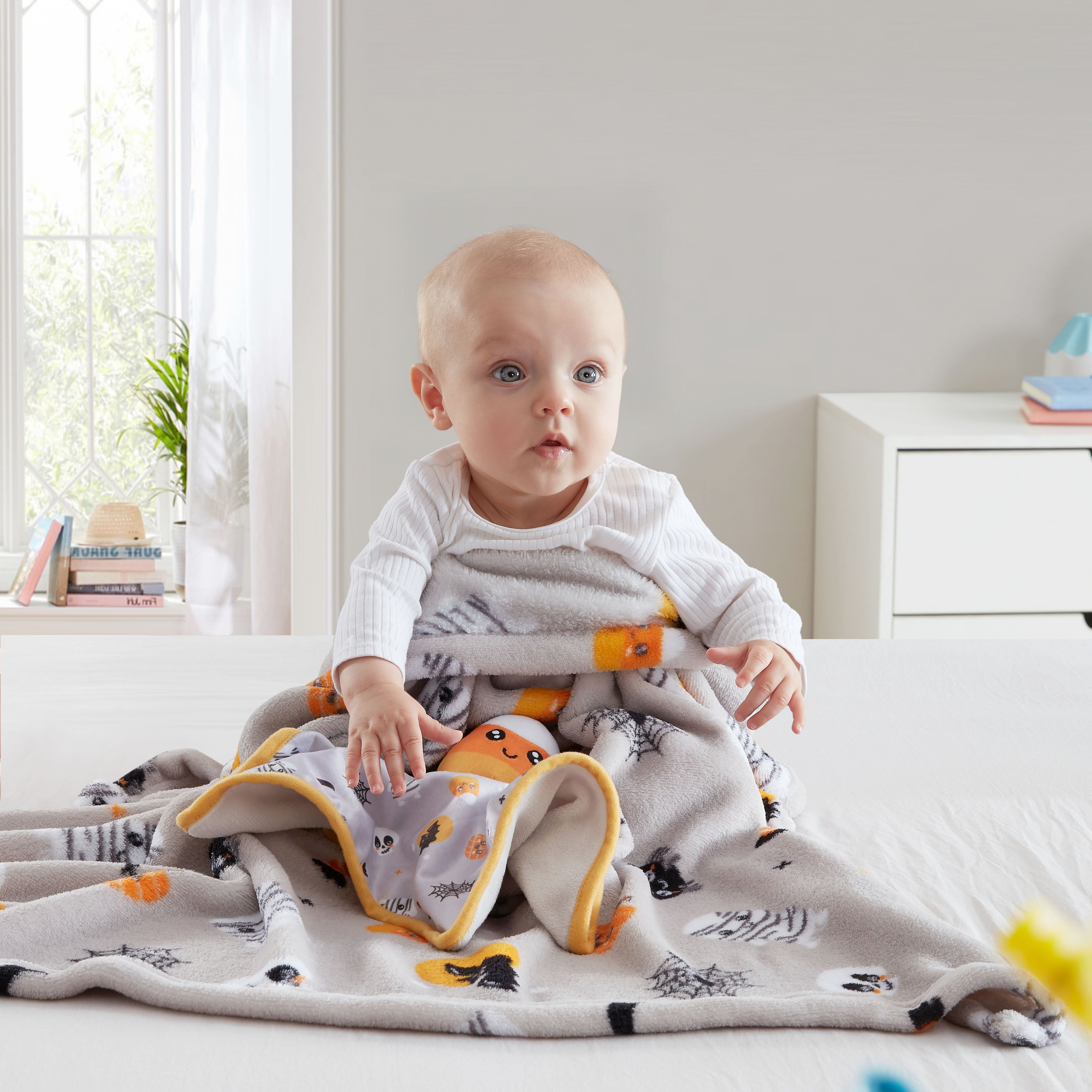 Parent'S Choice 30" X 36" Halloween Baby Blanket, Gray