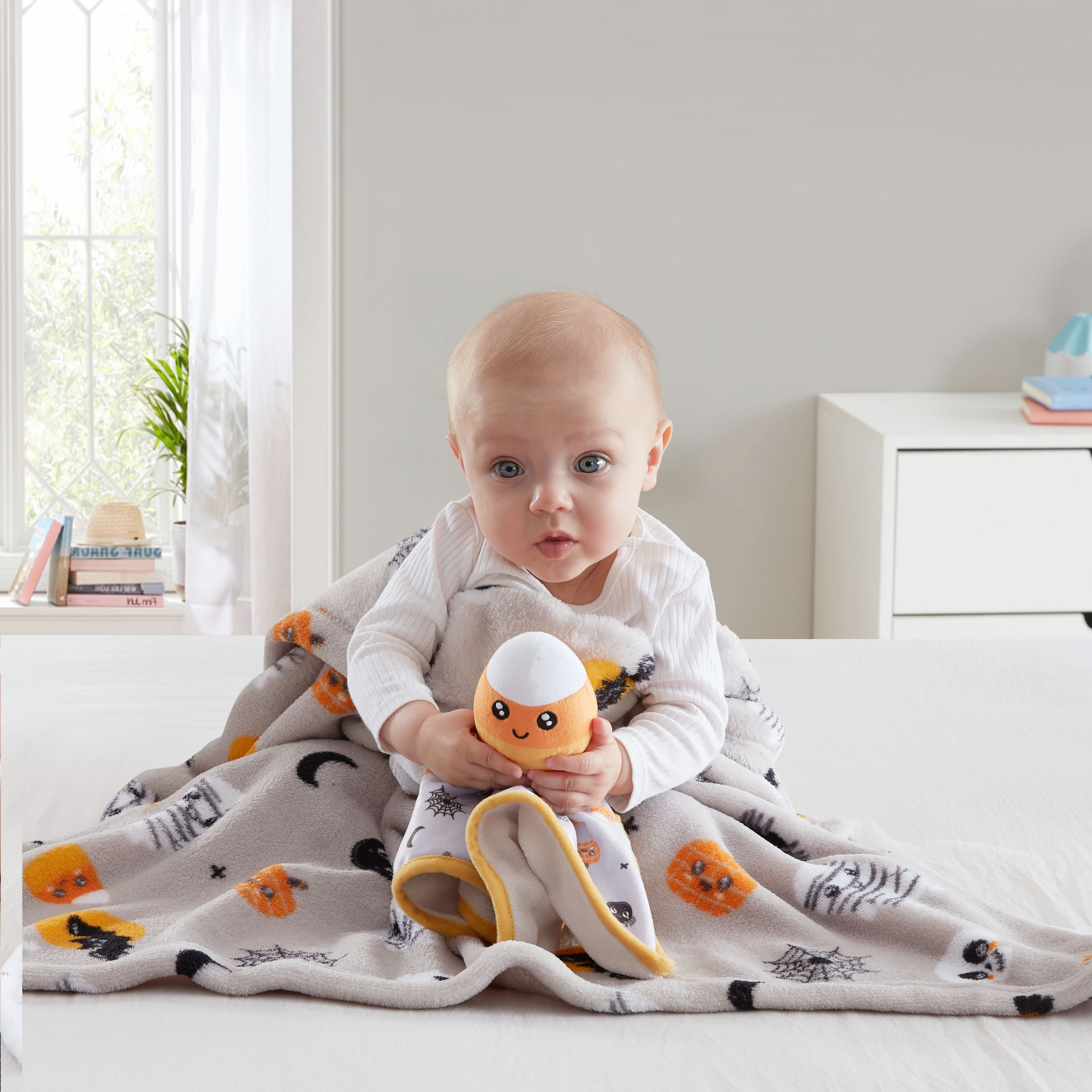 Parent'S Choice 30" X 36" Halloween Baby Blanket, Gray